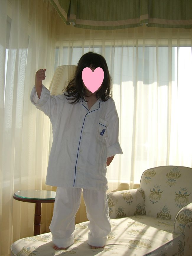2008年の春は、京都に行きました。<br />大阪にて宿泊です。<br /><br />宿泊：ザ・リッツカールトン大阪<br />　　　http://ritz-carlton.co.jp/index.html
