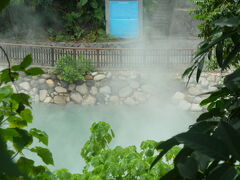 2013夏 台風一過の台北　「北投温泉で滝之湯に入る」