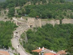 ブルガリア&ルーマニア　【４１】ヴェリコ・タルノヴォでツァレヴェッツの丘を見下ろす