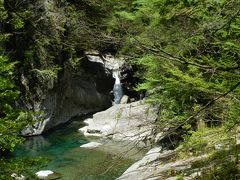 面河渓トレッキング【後編】面河川本流にかかる『虎ケ滝』◆2013年ＧＷ・四国３県（愛媛・高知・徳島）滝めぐりの旅≪その５≫