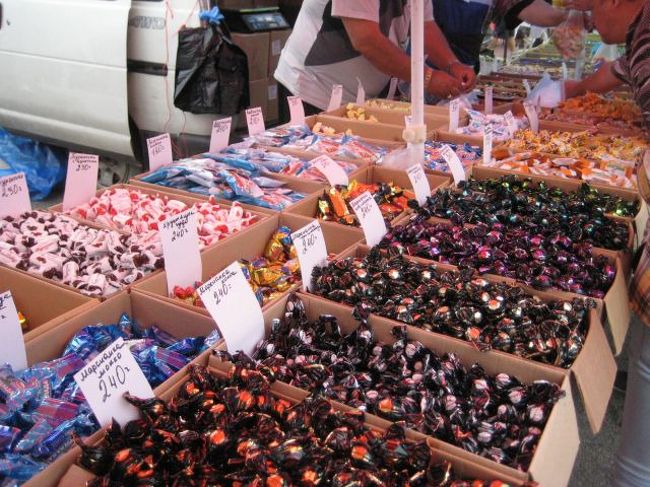 極東ロシアの夏 暑い 涼しい １３ 中央広場マーケット編 ウラジオストック ロシア の旅行記 ブログ By Akichaanさん フォートラベル