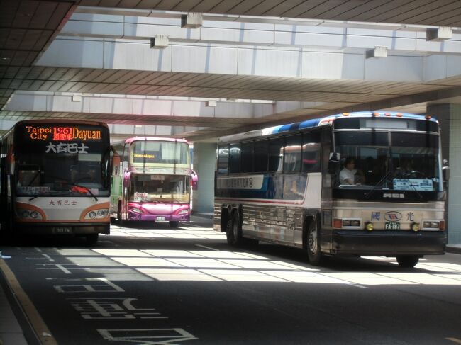 2013.06 列車とバスで台湾横断（２）公車&台鉄&捷運で、台北市内へ移動しよう。