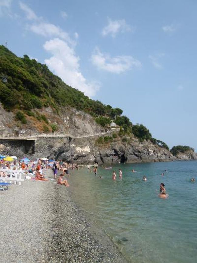 優雅な夏バカンス　イタリア・東リビエラの旅♪　Ｖｏｌ９３（第８日目午後）　☆モンテロッソ・アル・マーレ：午後もビーチで思いっきりにバカンス♪