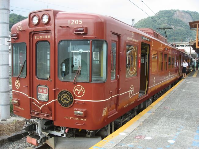 ’１３　北東パス甲信越周遊４　２日目後半：山梨（富士登山電車～大月駅～勝沼ぶどう郷駅～甲府市 武田神社～舞鶴城公園）