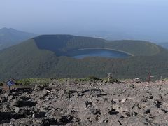 山頂は心地よい秋の風でした。父と韓国岳へ。