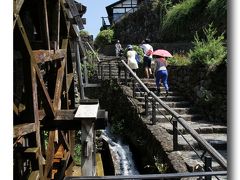 Solitary Journey ［1236］ 江戸時代を彷佛させる町並み。猛暑の中、石畳の坂道を歩く＜中山道最南端にある馬篭宿＞ 岐阜県中津川市