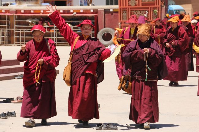 東チベット カムの旅 7 アチェンガル ゴンパ 亜青寺 後編 四川省 中国 の旅行記 ブログ By トンガリキさん フォートラベル 東チベット カムの旅 7 アチェンガル ゴンパ 亜青寺 後編 四川省 中国 の旅行記 ブログ By トンガリキさん フォートラベル