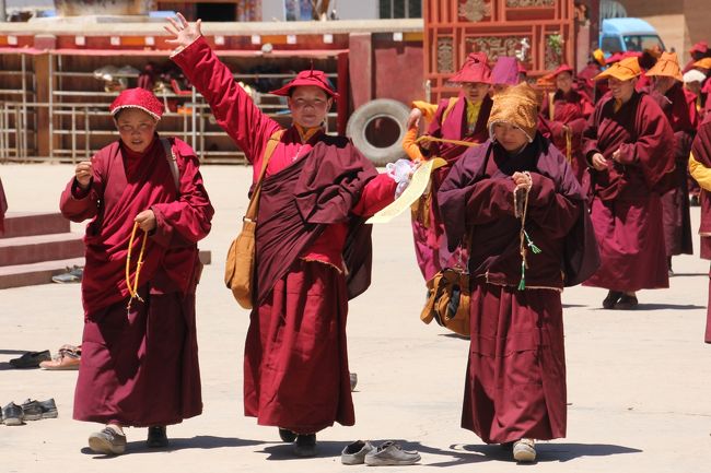 東チベット カムの旅 ７ アチェンガル ゴンパ 亜青寺 後編 四川省 中国 の旅行記 ブログ By トンガリキさん フォートラベル