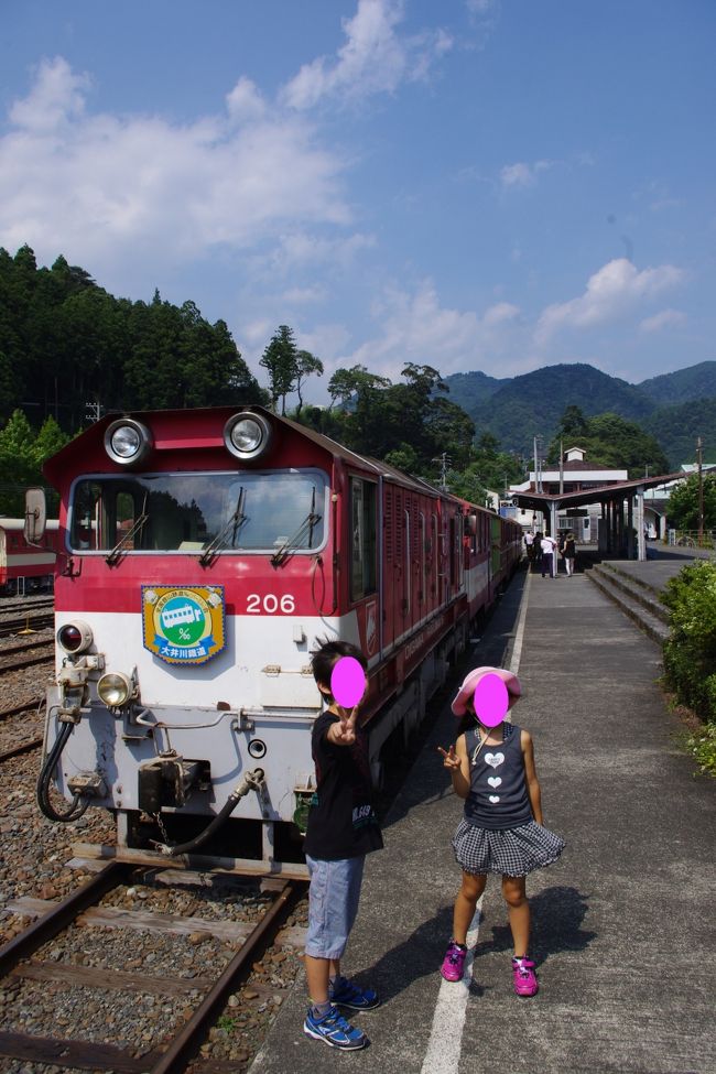 以前から興味があったＳＬ列車の旅。。<br />大井川鉄道で秘湯を目指す旅。。<br />子供の夏休み最後の思い出に、寸又峡温泉へ。