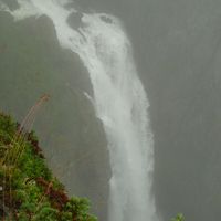 オスロより、バンダンゲル高原を超え、フィヨルドのふもとのホテルへ