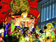 八戸三社大祭26　中日j　山車行列　はっち前で再度観覧　☆照明輝きを増して