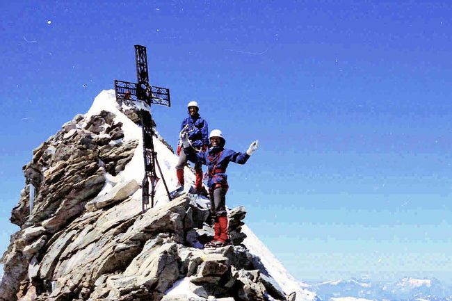 １９７５年のマッターホルン登頂記録と１９８０年のツェルマット観光<br />２０１１年のチェルビーノ、ツェルマットスキーの記録です。