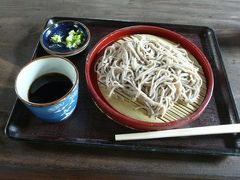 手打ち十割蕎麦・榊庵へ　(３)