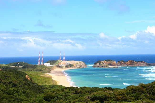 JetStarを利用して、４泊５日の鹿児島旅行（旅程↓）<br />成田→鹿児島（１泊）→種子島（２泊）→指宿（１泊）→鹿児島空港→成田<br /><br />美味いもの食いまくり、飲みまくりの鹿児島。　素朴な種子島。<br />おもてなしの指宿温泉。　最後は桜島噴火で灰を被った鹿児島も体験。<br /><br />そして、友人家族19名の私設「団体旅行」はワイワイガヤガヤとても楽しい<br />旅でした。<br /><br />