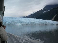 直行便で行く秋のアラスカツアー　2日目・氷河クルーズ