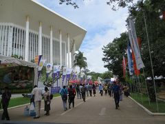 Colombo International Book Fair 2013 （ コロンボ国際書籍市2013 ) で大量に本を購入