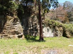 清涼寺谷（新清涼寺跡）の石切場（鎌倉市扇ガ谷4）