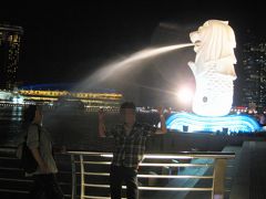 シンガポールへ行ってみよう。。。。。③（マーライオン公園）