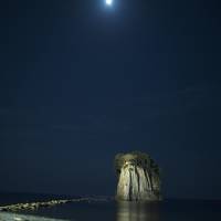 石川県への旅02 珠洲市: 天体観察会とライトアップされた見附島