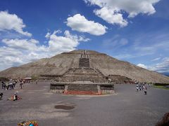 2012.8 メキシコ８日間（３日目～メキシコ国立自治大学、テオティワカン遺跡、メキシコ・シティ歴史地区～）