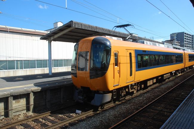 大阪河内長野市の「美加の台」駅まで列車での片道旅行を行いました。通常は、近鉄orJRで難波そこから南海で向かう方法をとります。前回7月末には、その方法をとりました。名阪特急：約3400円＋南海650円でした。<br />そこで、今回は近鉄の株主優待券：約1600円＋南海200円で行くことにしました。つまり近鉄は全行程、特急を利用しない！！！　近鉄名古屋：11:01　　美加の台：14:57　でした。行程は、近鉄名古屋・・・伊勢中川・・・大和八木・・・橿原神宮前・・・古市・・・河内長野　＋　南海電車　初秋の小旅行でした。表紙は、橿原神宮前駅の京都行きの特急列車です。当然、乗ってないです。