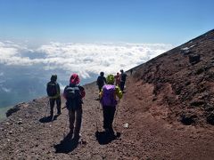 子供と一緒に！！　初・富士登山　(須走口から）