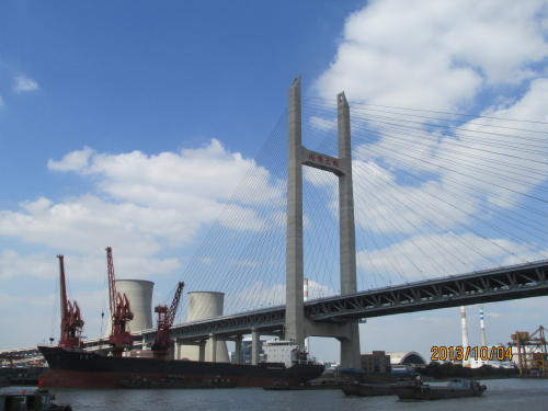 上海の黄浦江・渡し舟・社呉線・閔浦大橋