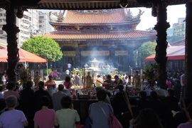 台北旅行2013　3-1　龍山寺で女神転生気分を楽しむ