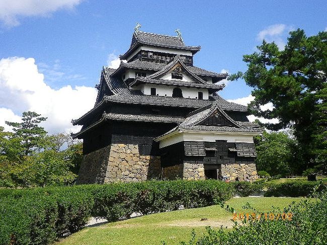 凛とそびえ 風格を感じる黒城松江城周辺をぶらつく 境港 鳥取県 の旅行記 ブログ By Kakusanさん フォートラベル