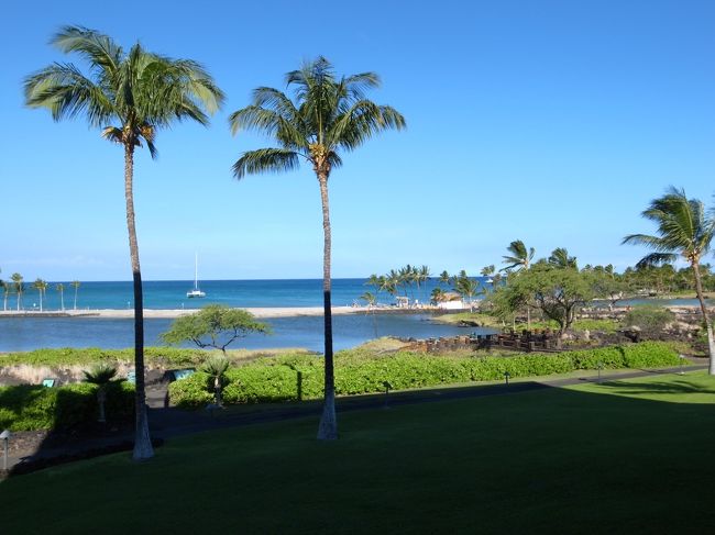 2012年の夏。ハワイ島&amp;オアフ島に７泊９日で行ってきました。<br />ハワイ大好きと言ってるわりには、初のネイバー（笑）<br />とにかく、BIG ISLANDは大きくて、３泊でも周りきれませんでした。<br /><br />荷物も無事に受け取れ、初めてのハワイ島へ。。