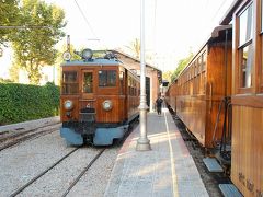 スペイン最古の鉄道が走るマヨルカ島　カメラ片手に街歩きを楽しむ