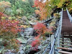 山梨・紅葉の十谷温泉