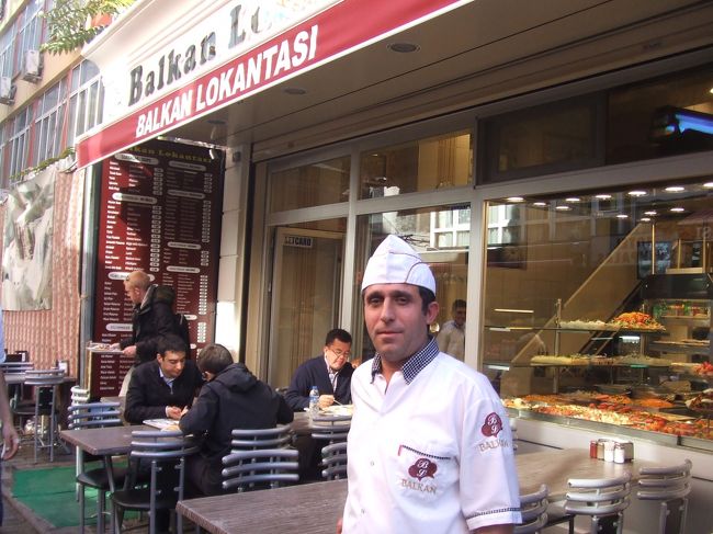 世界３大料理と言われるトルコ料理、その味はいかがなものか？１０日間トルコ料理のみひたすら食べ続けました。肉とチーズとヨーグルトそしてトマトを多用した風土に根ざした料理の数々、堪能しました。