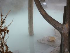 雪景色の鶴の湯温泉へ①