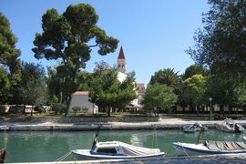 2012初夏、クロアチア等の東欧旅行(22/50)：6月23日(8)：トロギル、聖ロブロ教会、ラドヴァンの門、鐘楼、時計塔