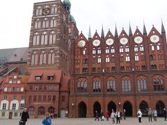 市庁舎のファサードが美しい・・・・・シュトラールズンド Stralsund・・・・ハンブルグから北ドイツを巡る旅