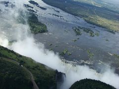 ビクトリアの滝を空から楽しむ