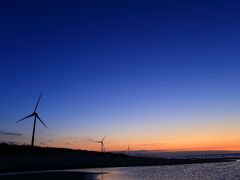 静岡　浜名湖 弁天島鳥居と遠州灘の夜明け