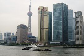 2012春、中国旅行記22(38/50)：4月18日(1)：上海、上海で泊ったホテル、金魚、外灘へ、東方明珠塔