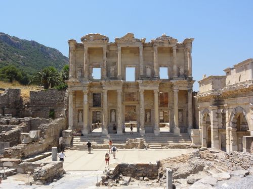 エフェソス遺跡』エフェス遺跡周辺(トルコ)の旅行記・ブログ by