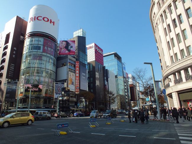 淡路町から地下鉄で銀座まで行き、有楽町、銀座４丁目で懐かしいお店に寄りビールを呑み浜離宮まで足を伸ばしました。