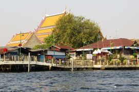 2013冬、タイ王国旅行記2(3/34)：2月4日(2)：バンコク、ワット・カンラヤナミット、狛犬、仏陀、布袋