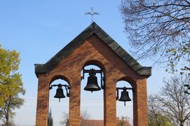 2013秋、ポーランド旅行記(14/28)：10月22日(3)：ザリピエ村、村の公民館、村の教会