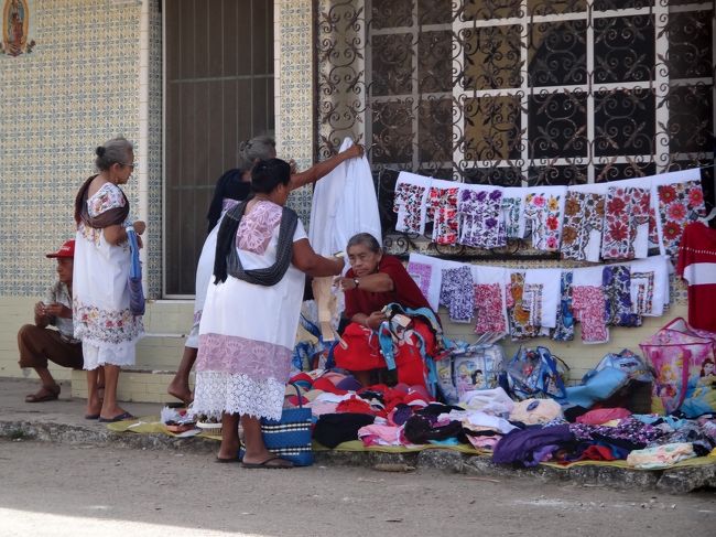 以前から行きたかったメキシコ。<br />遺跡にセノーテ、博物館。行きたいところはたくさんあるけれど、何とか計画を立てて実行できました。<br />メリダを中心にチチェン・イツァー、セノーテへ。<br />パレンケ遺跡やミソルハの滝、アグア・アスルもすごく良かった！<br />もう一度ゆっくり時間をかけて行きたいです。