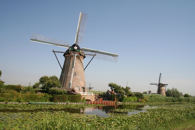 201007-05-オランダ・ベルギー・フランス3か国周遊の旅（キンデルダイクの風車群）Windmills in Kinderdijk / Netherlands