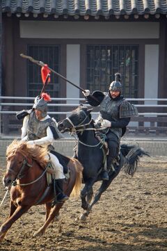 古き良き江南8都市大周遊8日間（５）無錫2日目は太湖湖畔の三国城で合戦に興奮し、遊覧船で太湖をを渡る風を感じる。