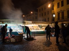 【イタリアと周辺5カ国を巡る鉄道＆クルーズ旅】祝日の夜のパドヴァを散策