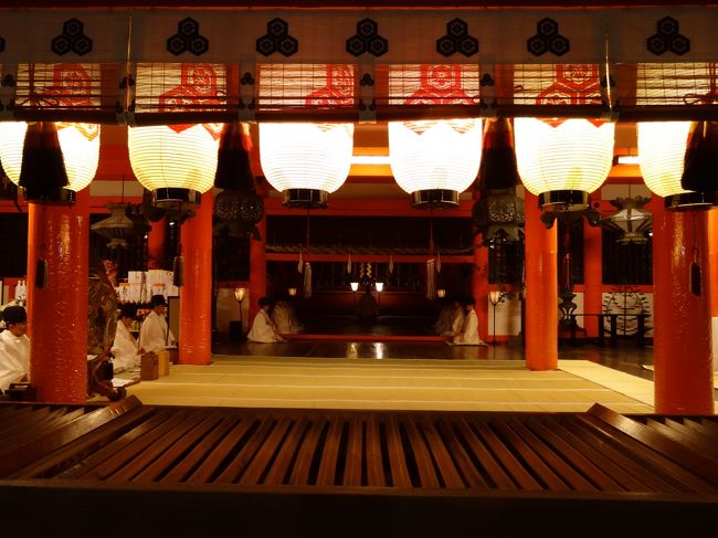 最終日、東京へ戻る日野早朝、厳島神社の舞楽を観覧するために５時半に起きました。<br />