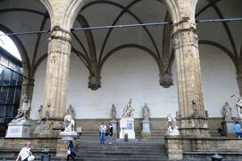 2013秋、イタリア旅行記2(29/53)：9月29日(3)：フィレンツェ(3)：シニョーリア広場、ヴェッキオ宮殿
