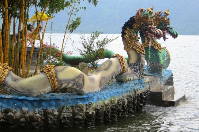 2013春、インドネシア旅行記2(16/33)：5月23日(1)：バリ島、バトゥール湖、ウルン・ダヌ・バトゥール寺院